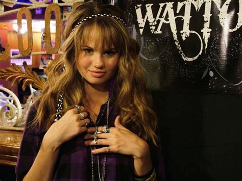 1600x1200 Debby Ryan Wallpaper For Computer Coolwallpapersme
