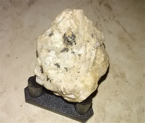 Aubrite Achondrite Meteorite 27g Etsy Canada