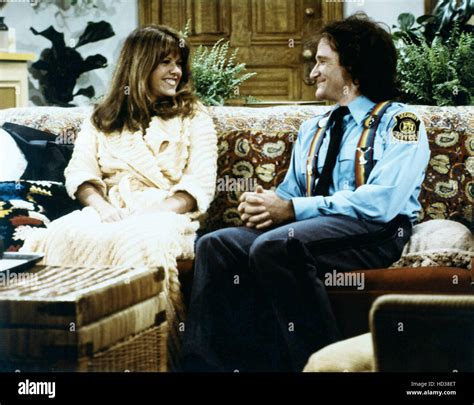 Mork And Mindy From Left Pam Dawber Robin Williams Dr Morkenstein Season 2 Aired Oct