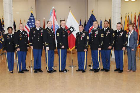 Rock Island Arsenal Honors Soldiers Service To Their Nation Article