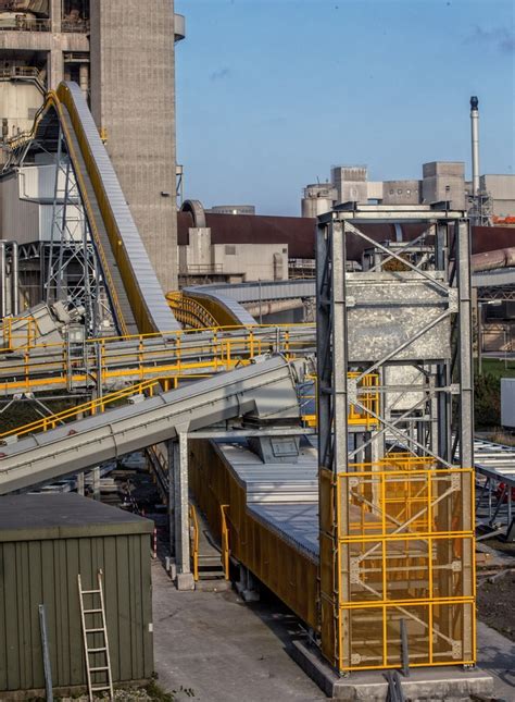 Zementhersteller Aalborg Portland As Setzt Auf Pipe Conveyor Der