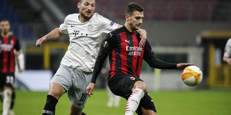 Ac milan vs manchester united team. AC Milan Bujuk Manchester United Lepas Diogo Dalot ...