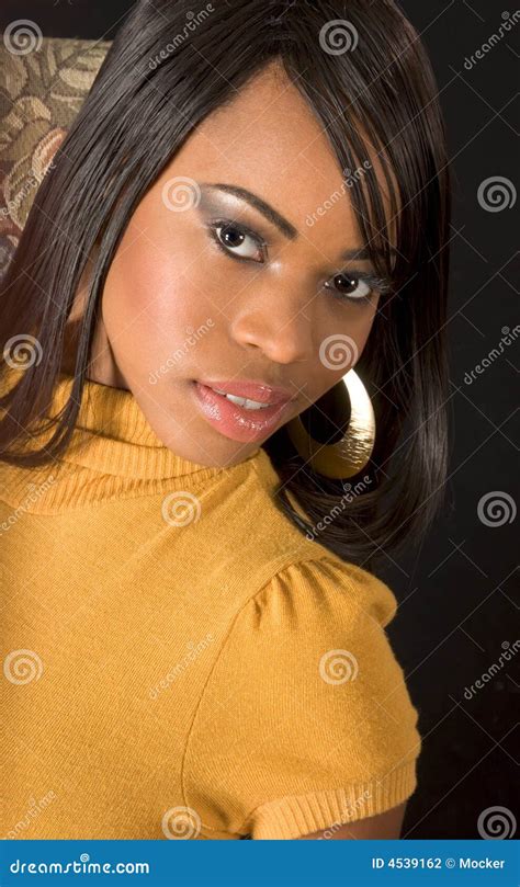 belle fille noire verticale photo stock image du beauté ethnicité 4539162