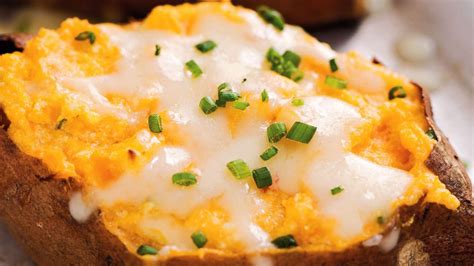 Directions for stovetop or oven casserole are also given. Trisha yearwood twice baked potato recipe > cbydata.org