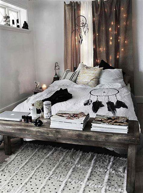 Boho chic bedroom do you like the style boho or bohemian style? 35 Charming Boho-Chic Bedroom Decorating Ideas - Amazing ...