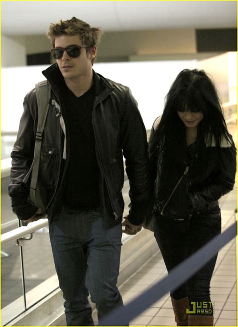 zac efron and vanessa hudgens are l a lovers photo 352457 photo gallery just jared jr