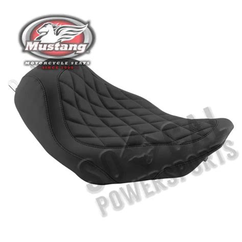 Mustang Wide Tripper Solo Seat Diamond Stitch Black 76735 37999