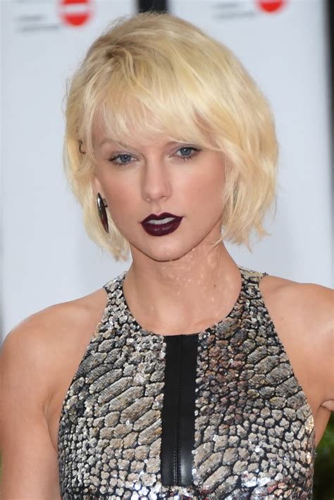 Taylor Swift S Best Hair And Makeup Looks Popsugar Beauty