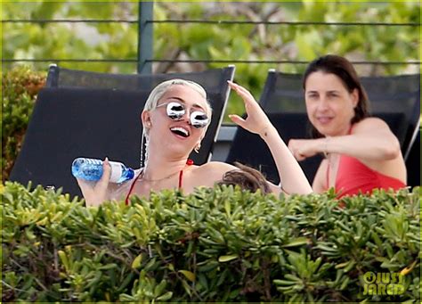 Miley Cyrus Displays Her Amazing Bikini Body Douses Herself With Water