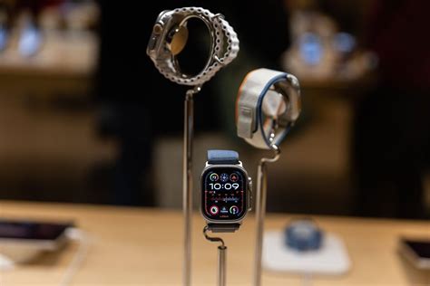 Us Import Ban On Certain Apple Watch Models Takes Effect Over Patent Clash
