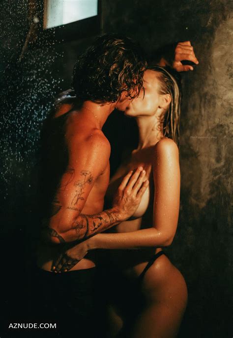 Polina Malinovskaya Sexy Poses Topless In An Erotic Photoshoot For