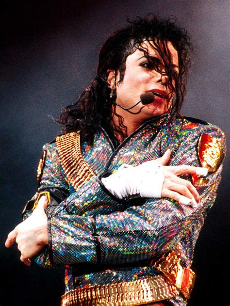Michael jackson starb an einer überdosis propofol bild: Michael Jacksons Todesursache: Daran starb der King of Pop ...