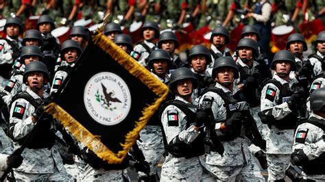 Guardia Nacional Abre Desfile Militar De Independencia Telemundo