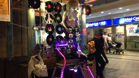 The stations of the downtown line were opened on 21 october 2017 as part of dtl3. Tampines MRT Busker (Singapore) - YouTube