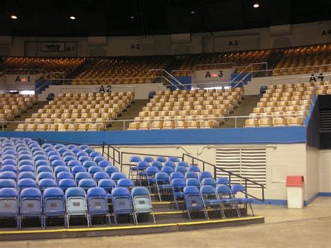 Nashville Municipal Auditorium Auditorium Seating Area With Risers At
