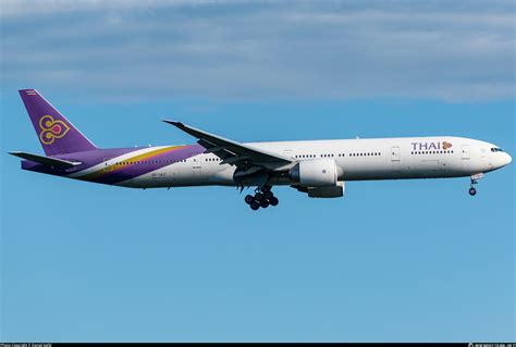 Hs Tkv Thai Airways International Boeing 777 3d7er Photo By Daniel