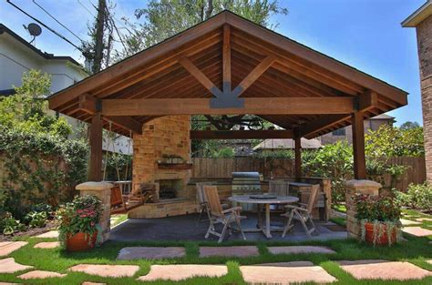 8 Ways To Improve Your Backyard Living Space