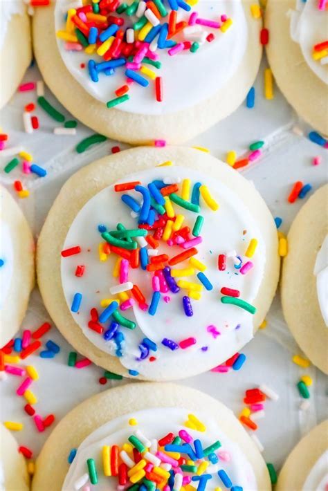 easy lofthouse cookies copycat recipe in 2020 lofthouse cookies soft frosted sugar cookies
