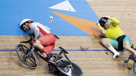Commonwealth Games Cycling Crash Chris Boardman Blames Crash On Cyclists Difference In Ability