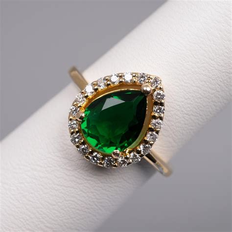 Pear Emerald Diamond Pear Shape Halo Statement Ring 18K Gold Etsy De
