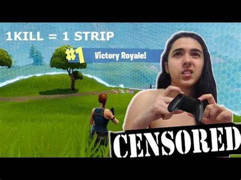 Kill Remove Clothing Piece Completely Off Fortnite Gameplay Youtube