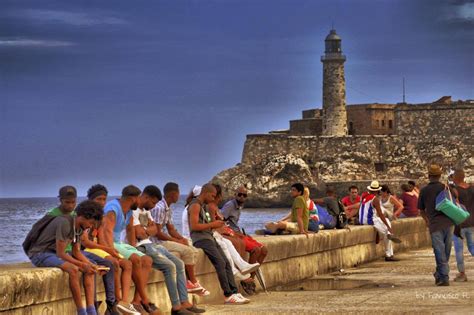 Sobre La Gente De Cuba