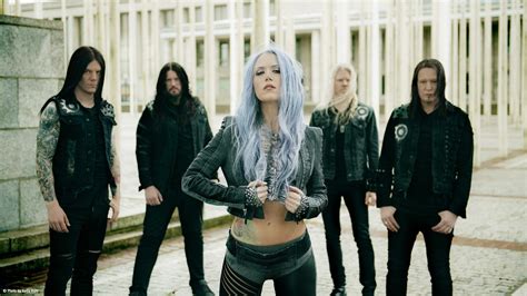 Alissa White Gluz Arch Enemy ‘show ‘the World Is Yours” Wall Of Sound