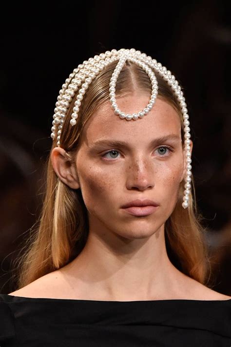 These Will Be The Biggest Hair Trends To Try This Spring Jewelry