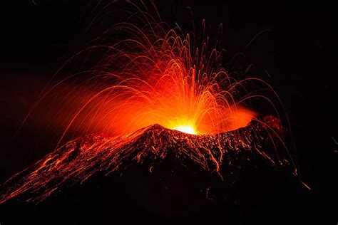 Mount Etna Volcano Erupting Above Sicily Italy Mirror Online