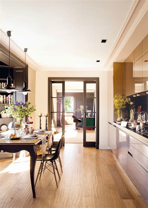 Contemporary kitchens are favored because of many things. Beautiful Contemporary Yet Warm House - Decoholic