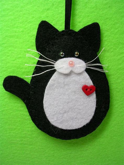 5.0 из 5 звездоч., исходя из 2 оценки(ок) товара(2). Cat Ornament, Tuxedo Cat Ornament, Black & White Cat ...