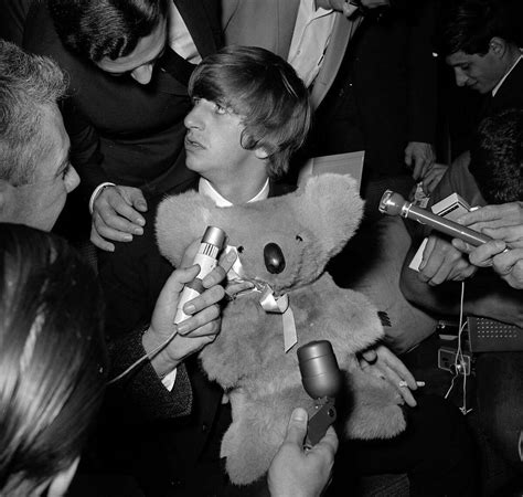 The Lost Photos Of Ringo Starr’s Chaotic Sfo Stopover