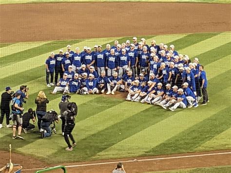 Los Angeles Dodgers Win National League West