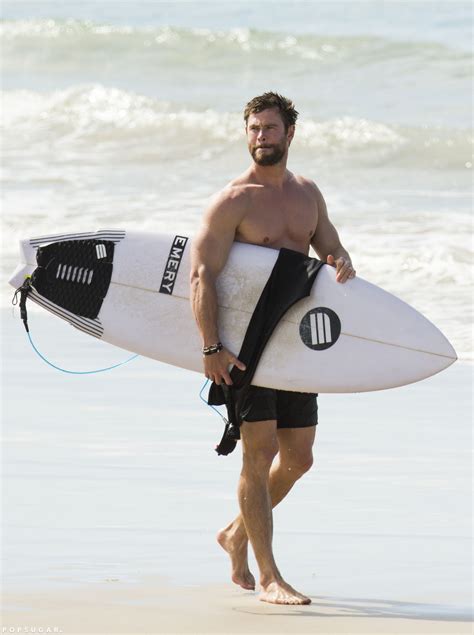 Celebrity Entertainment Chris Hemsworth Shows Off Shirtless