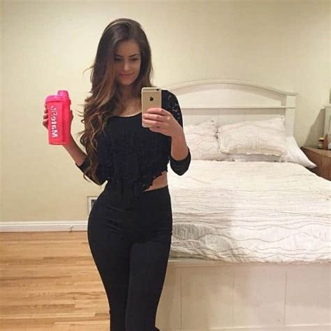 60 Photos Hannah Stocking Is Amazing In Yoga Pants