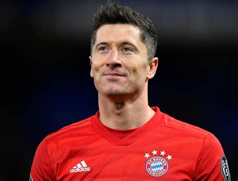 Lewandowski's absence is a blow to poland, who will have been counting on their star striker lining up against england in what is the toughest match of their qualifying campaign. Robert Lewandowski Wife, Body, Net Worth, Salary, Age ...