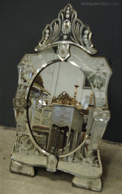 Modern design glass venetian dressing table mirror 1ft10 x 2ft7 (54cm x 77cm). Antiques Atlas - Venetian Dressing Table Mirror