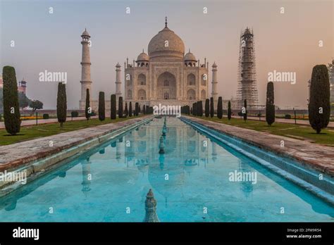Early Morning View Of Taj Mahal In Agra India Stock Photo Alamy