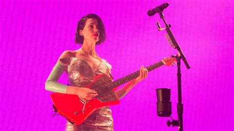 No One Would Recognise Me The Art And Artifice Of St Vincent