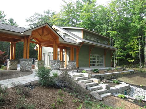 Detached Garage with Breezeway | Breezeway connecting detached in