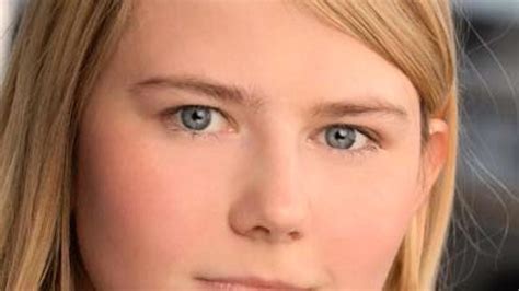 Copyright disclaimer under section 107 of the der entführungsfall natascha kampusch, peter reichard, der ehemalige kripobeamte und. Entführungsopfer: Natascha Kampusch kauft das Haus ihres ...