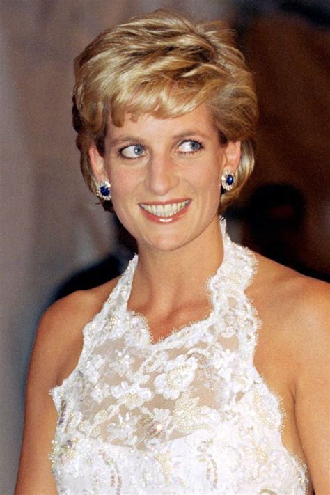 55 Of Princess Diana S Best Hairstyles Princess Diana Hair Diana Haircut Lady Diana