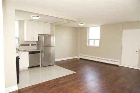 4866 Bathurst Street 2 Bedroom Apartment For Rent Toronto Ca