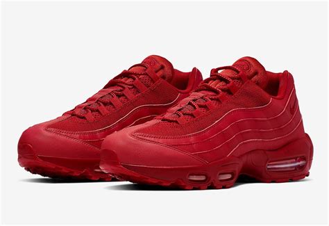 Available Now The Air Max 95 Takes On Tonal Triple Red House Of Heat