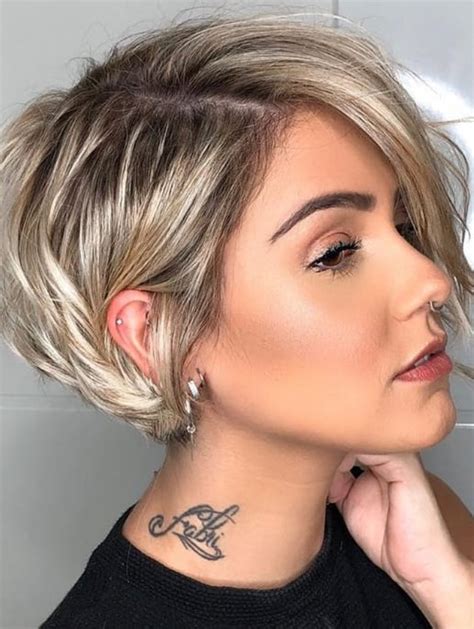 23 Best Short Pixie Haircut For Stylish Woman Page 8 Of 23 Fashionsum Blog Bobhairsty In