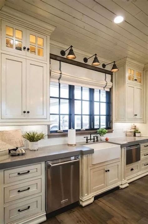 31 White Kitchen Cabinets Ideas in 2020 - Liquid Image