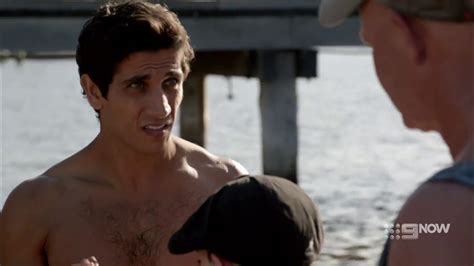 Auscaps Firass Dirani Shirtless In House Husbands Episode