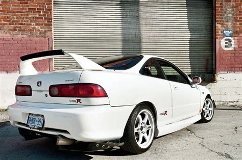 Acura Integra Type-R Wallpapers Images Photos Pictures Backgrounds