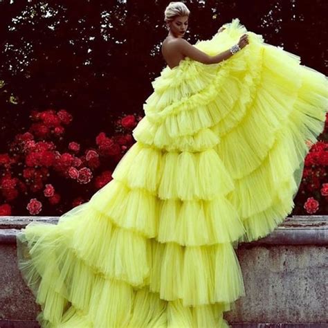 Amazing Yellow Layered Tulle Prom Gowns 2019 Hippie Style Cascading Ruffles Strapless Long
