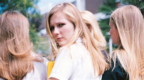 Virgin Suicides A 20 Ans 5 Choses à Savoir Sur Le Film Culte De Sofia Coppola Actus Ciné